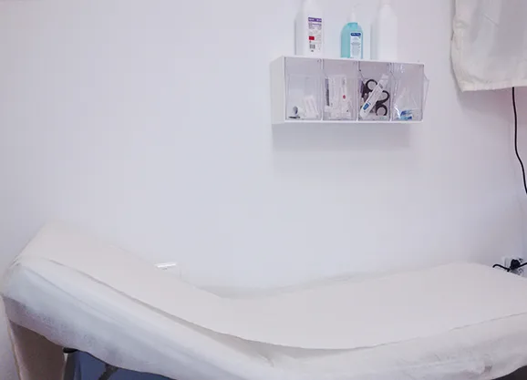 חדר טיפול נקי ב-Happy Feet Clinic